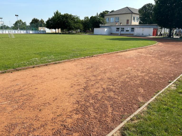 Atletická dráha pred rekonštrukciou